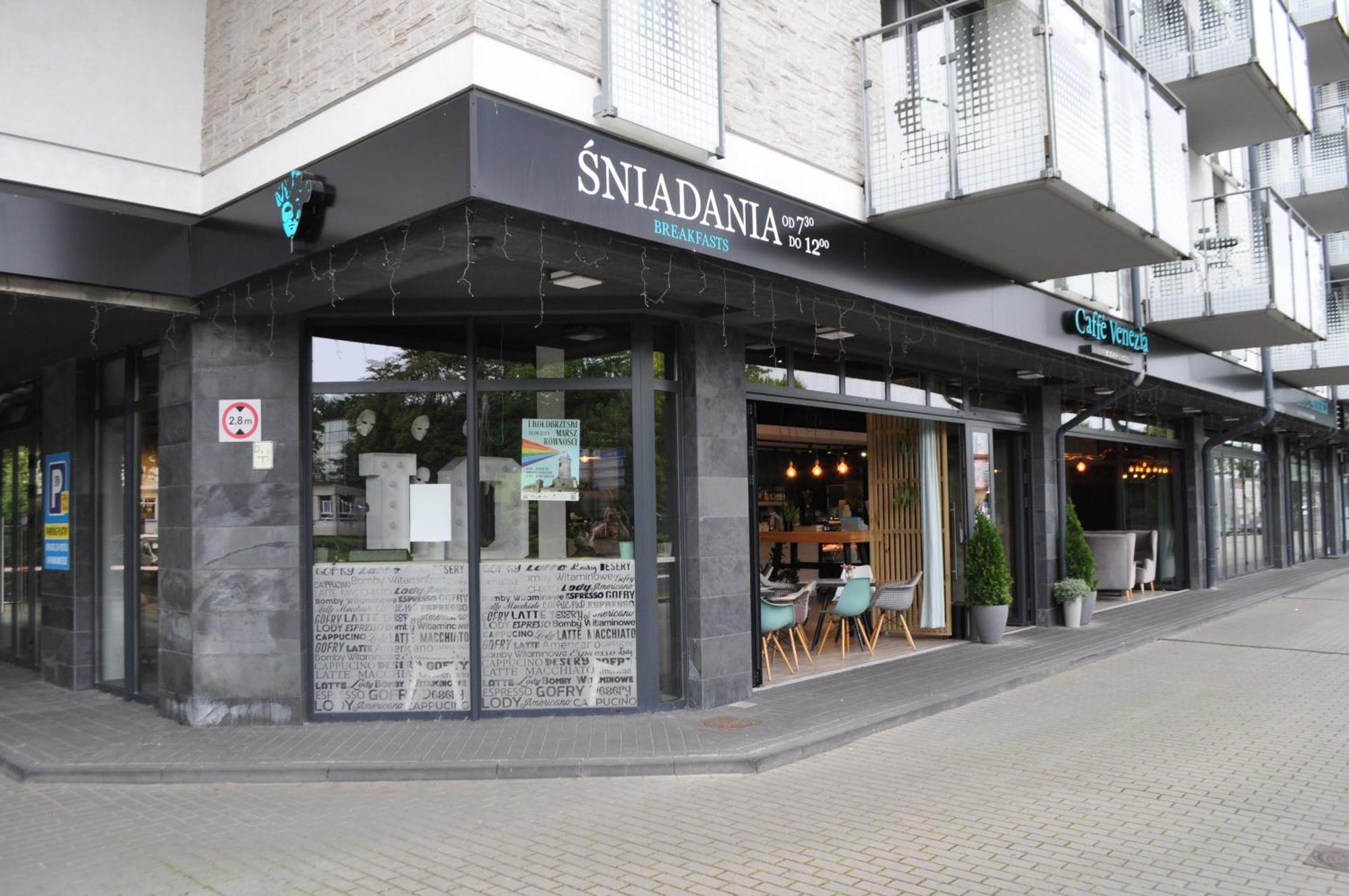 Solna 11a Z Garazem W Cenie Kolobrzeg