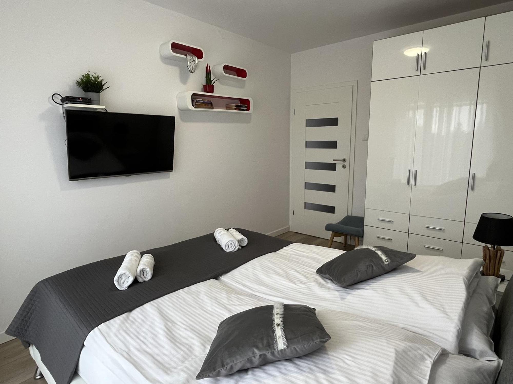 Apartment Solna 11a Z Garazem W Cenie *