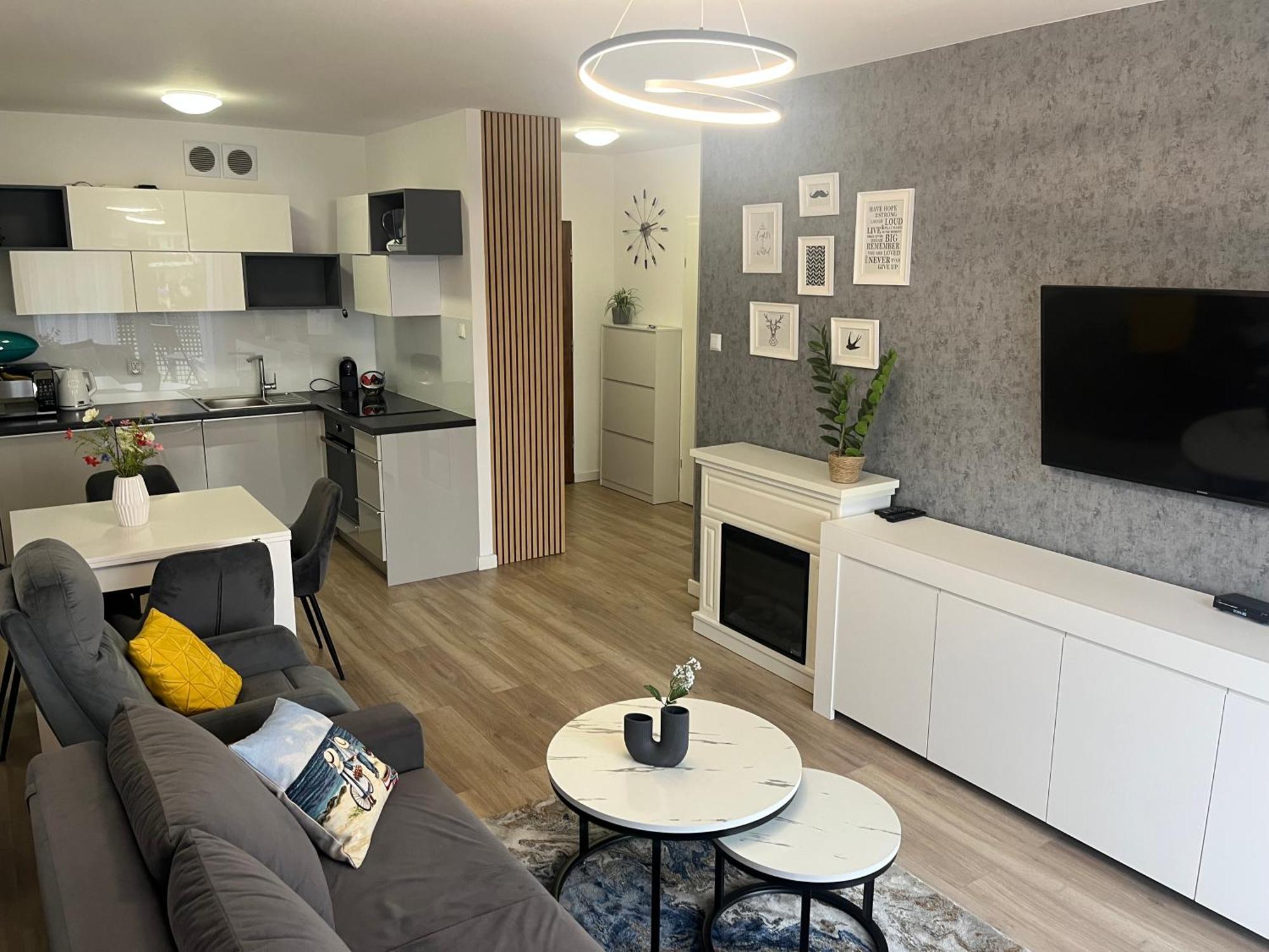 Solna 11a Z Garazem W Cenie Apartment