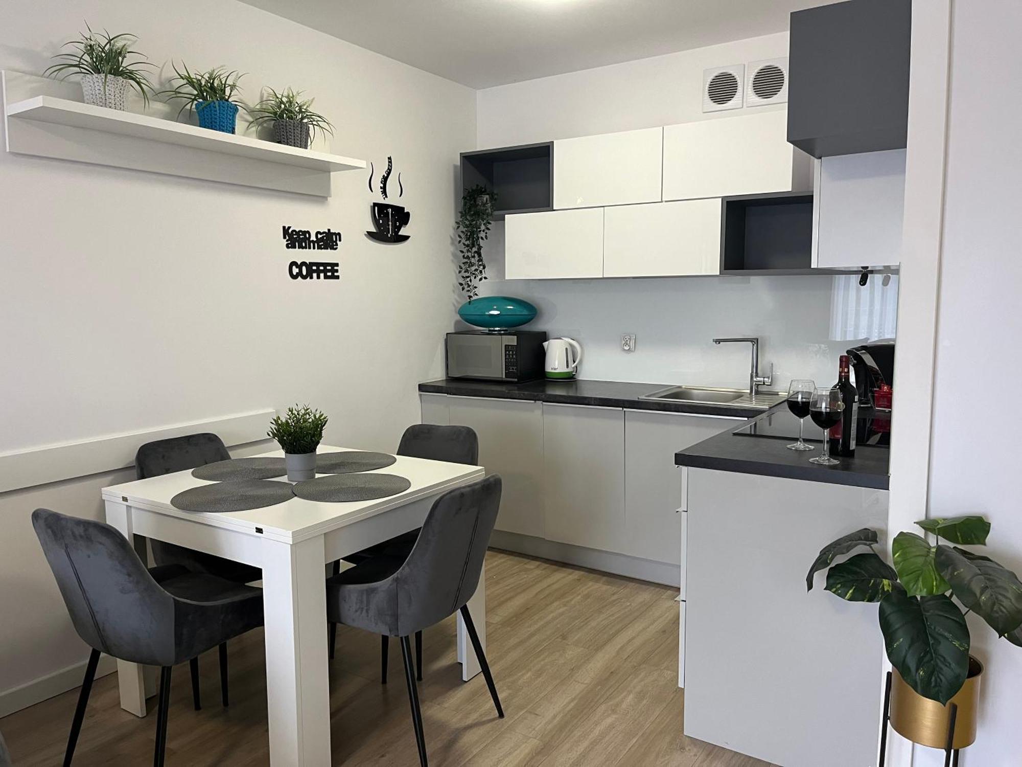 Apartment Solna 11a Z Garazem W Cenie *
